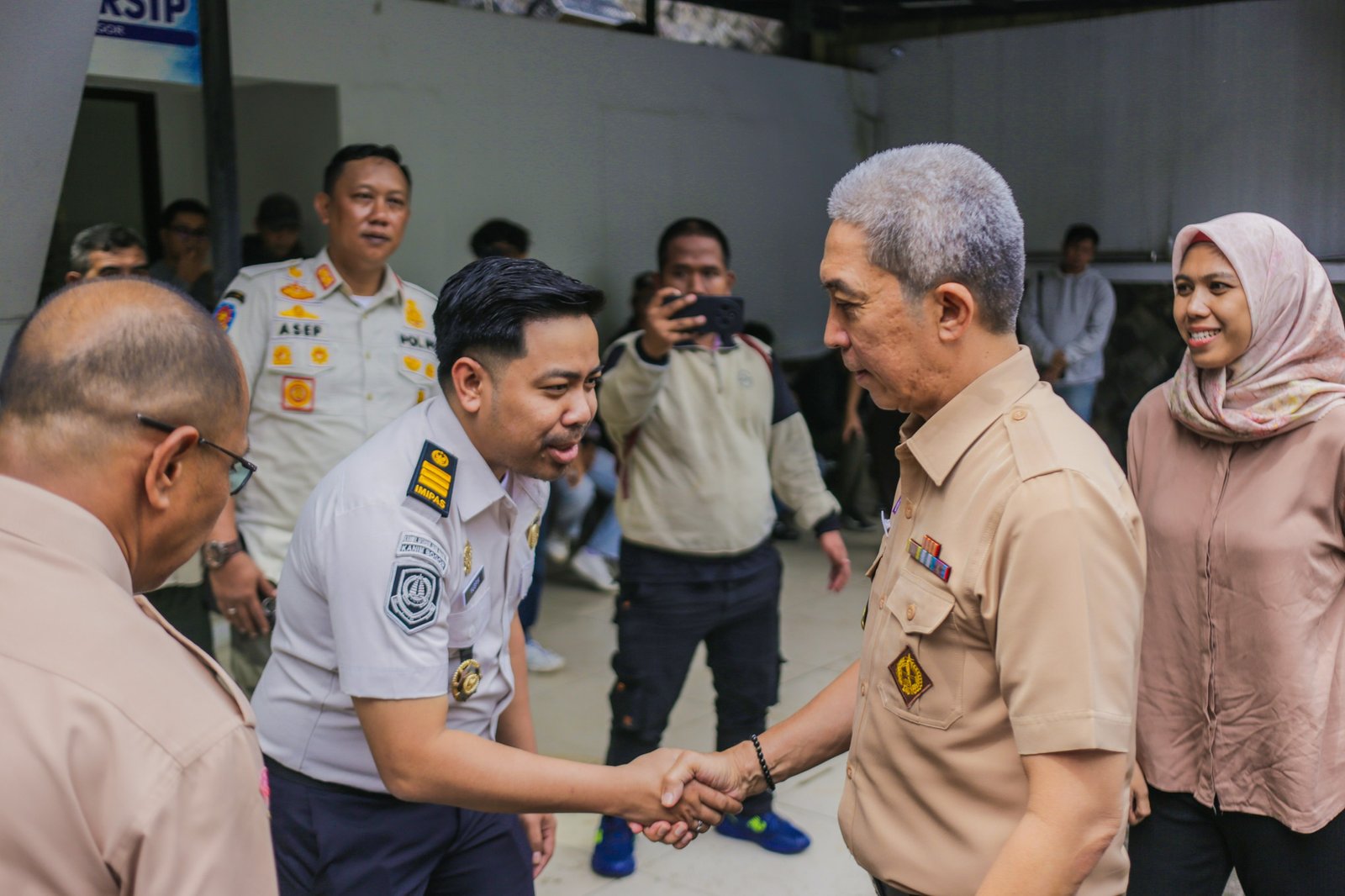 Meninjau Mako Pol PP